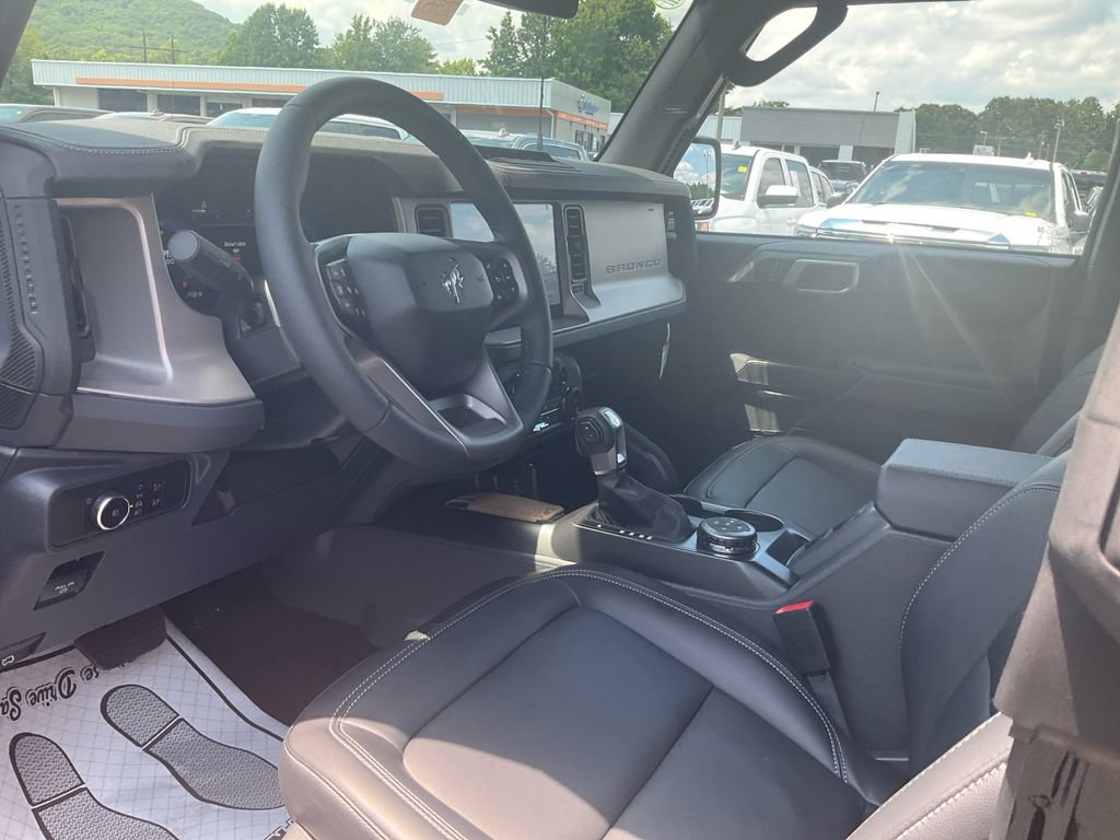 New 2026 Ford Bronco Outer Banks w/ Sasquatch Package AWD/4WD image 15