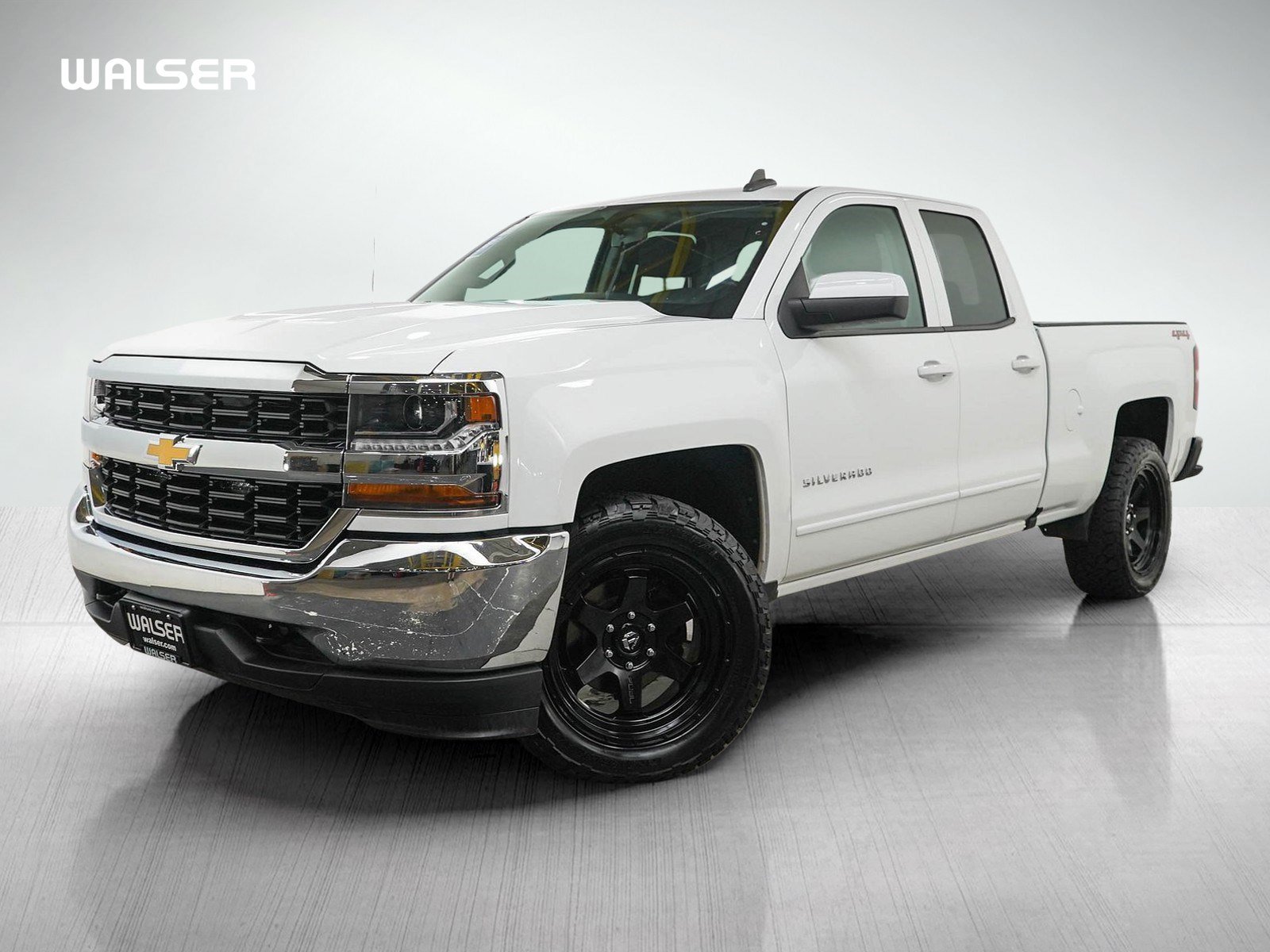 Used 2019 Chevrolet Silverado 1500 LT AWD/4WD image 1