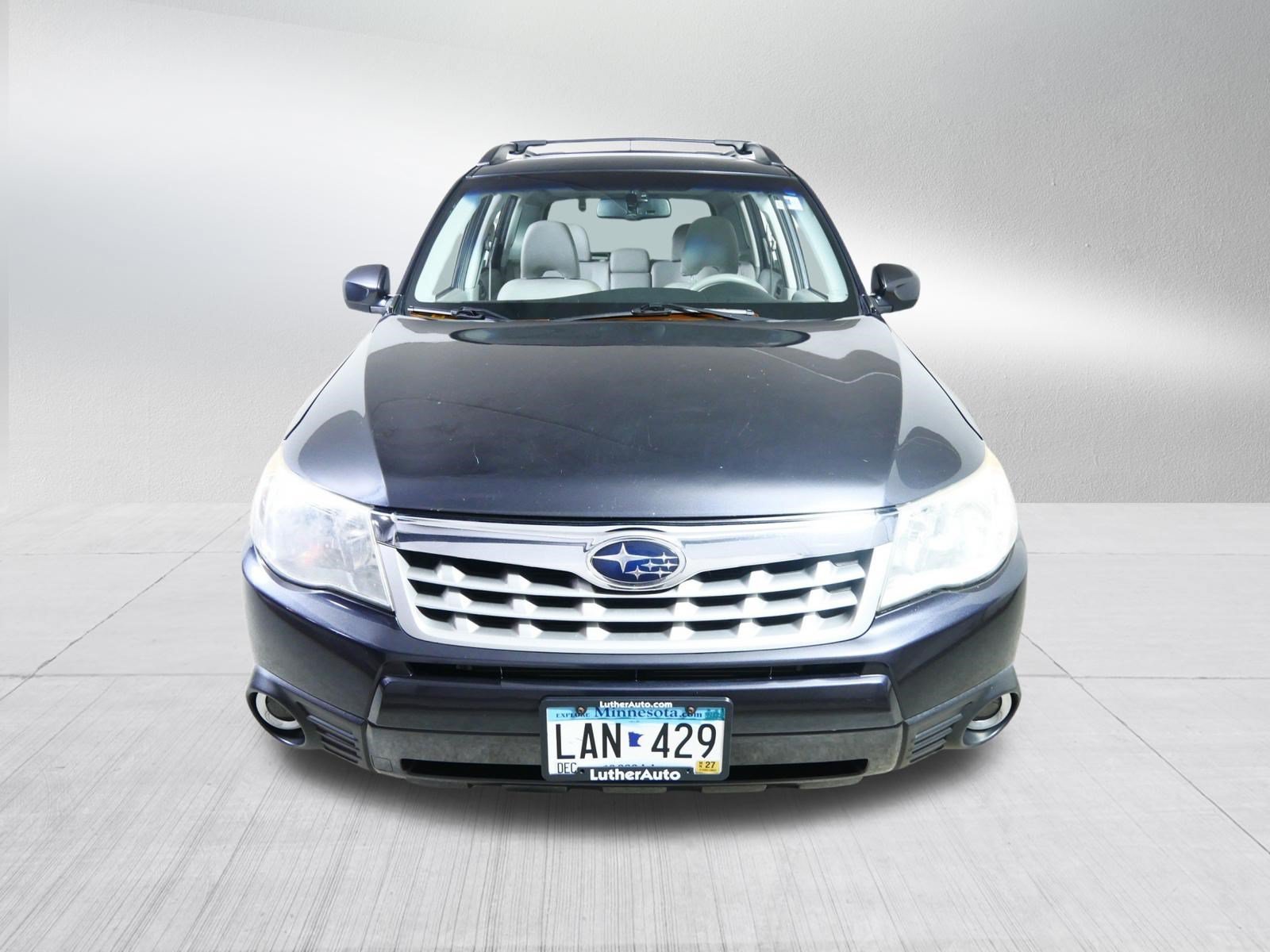 Used 2012 Subaru Forester 2.5X Limited AWD/4WD image 2