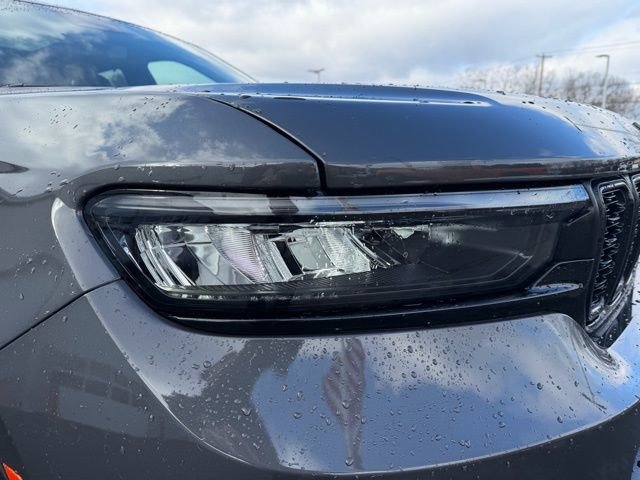 Certified 2025 Jeep Grand Cherokee L Limited w/ Luxury Tech Group II image 10