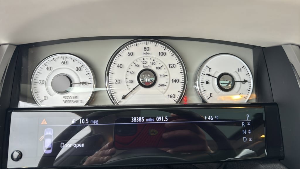Used 2013 Rolls-Royce Ghost RWD image 35