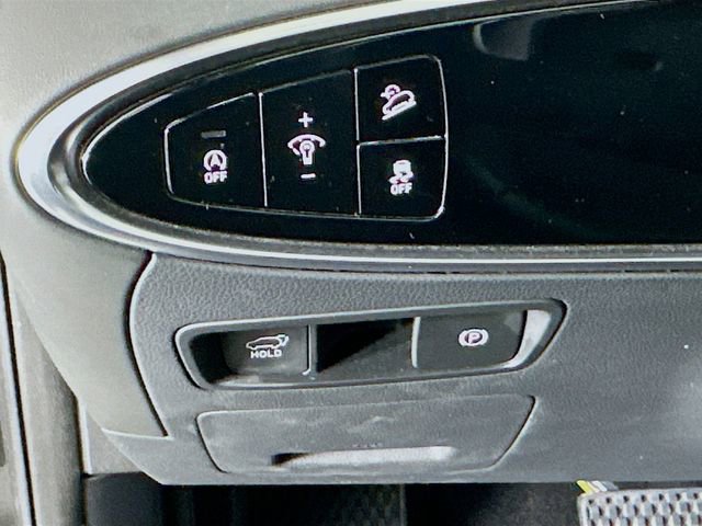 Used 2025 Genesis GV70 2.5T AWD/4WD image 12
