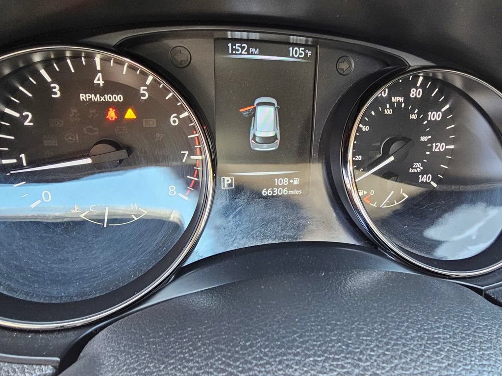 Used 2017 Nissan Rogue SV w/ SV Premium Package FWD image 29