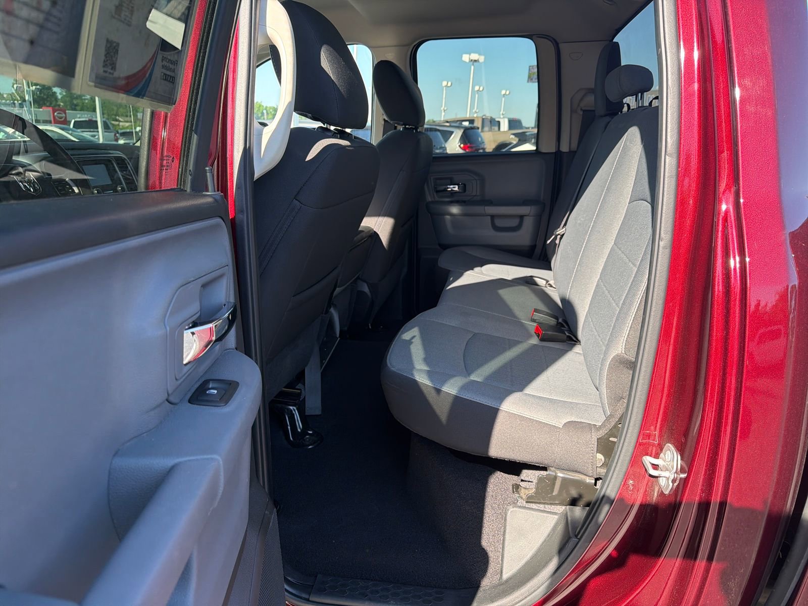 Used 2024 RAM 1500 Classic SLT AWD/4WD image 19