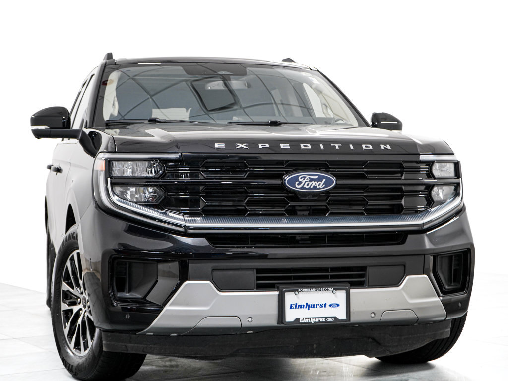 Certified 2025 Ford Expedition Platinum AWD/4WD image 3