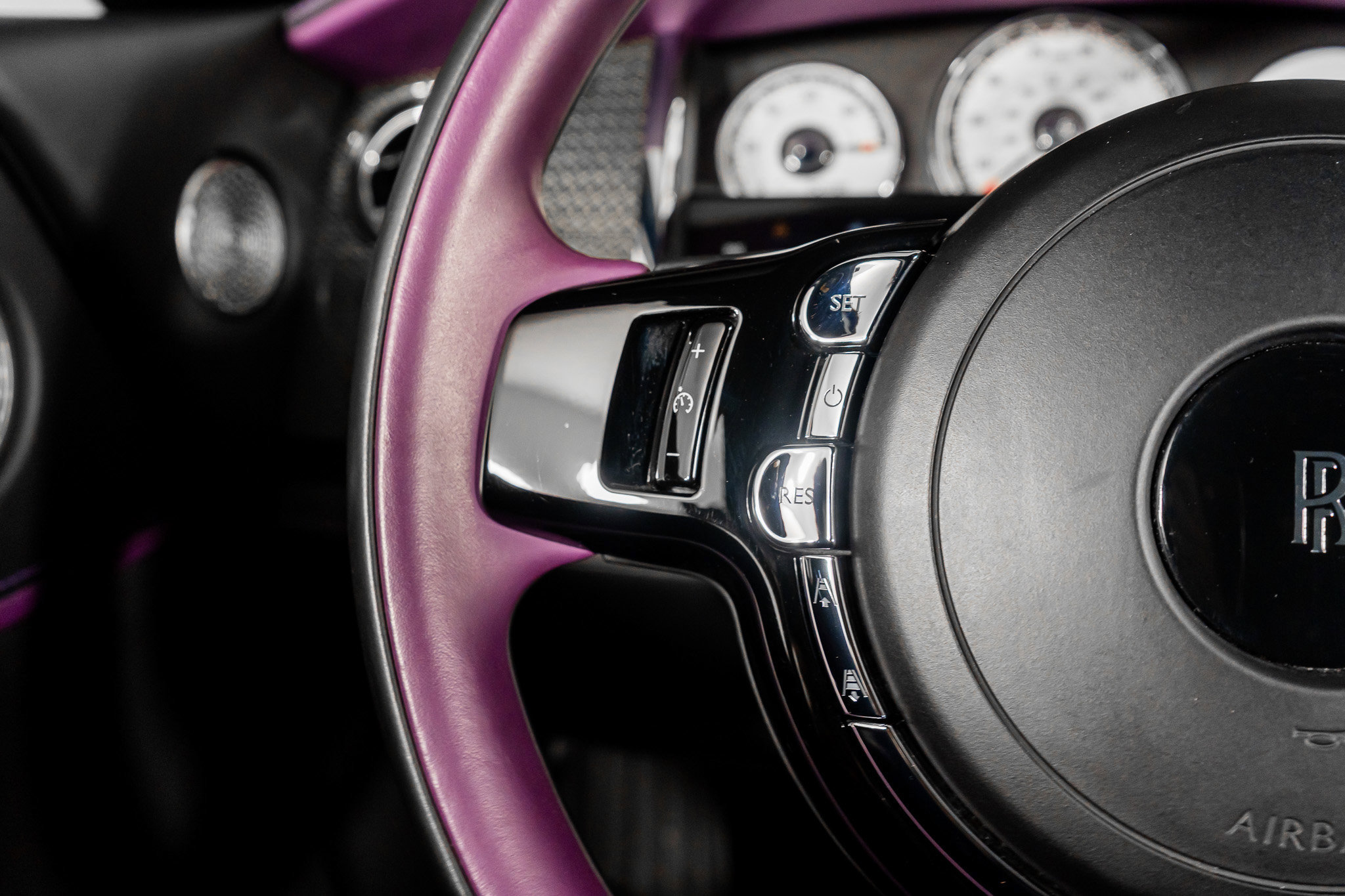 Used 2020 Rolls-Royce Wraith RWD image 49