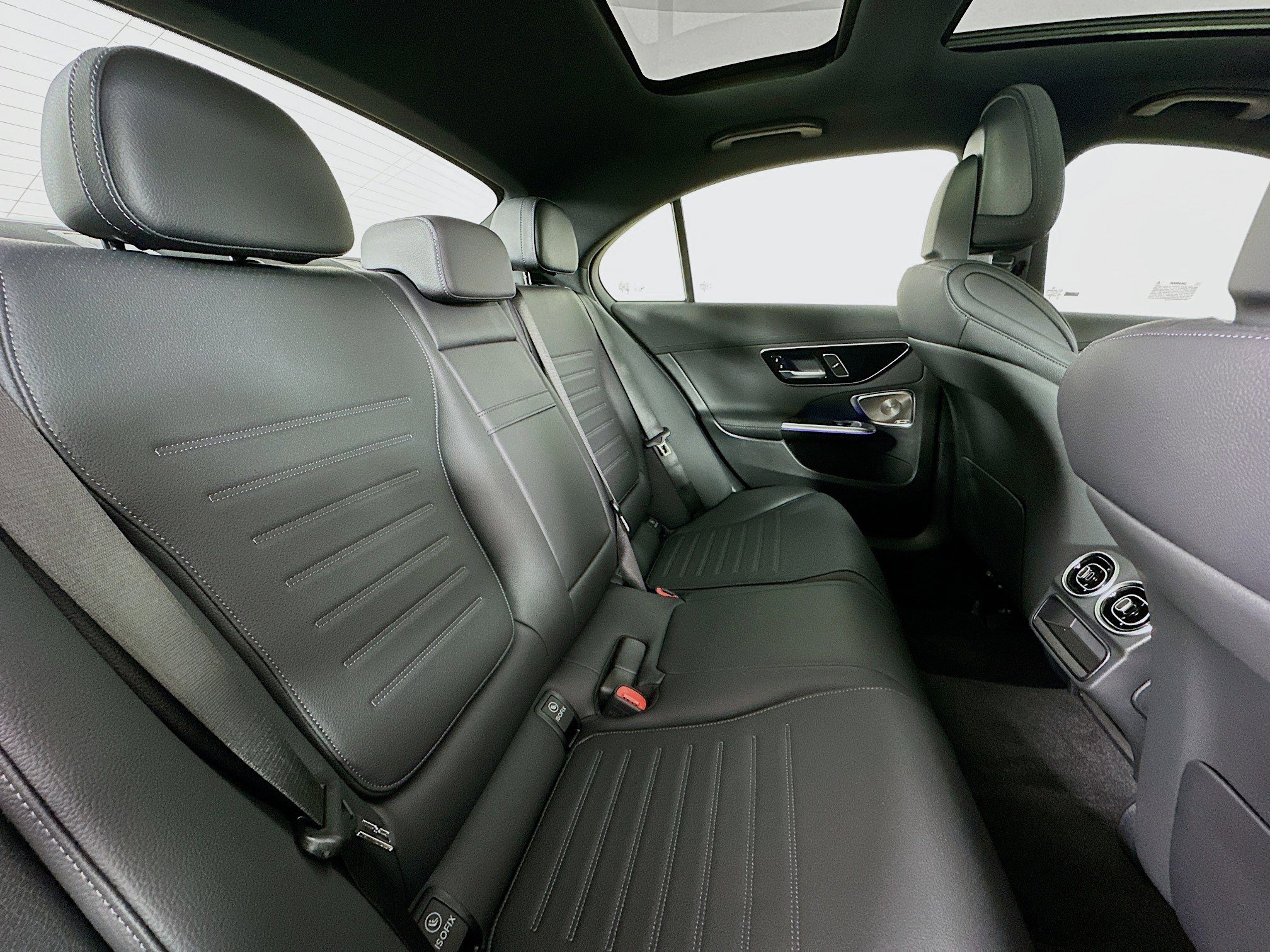 Certified 2025 Mercedes-Benz C 300 4MATIC Sedan image 35