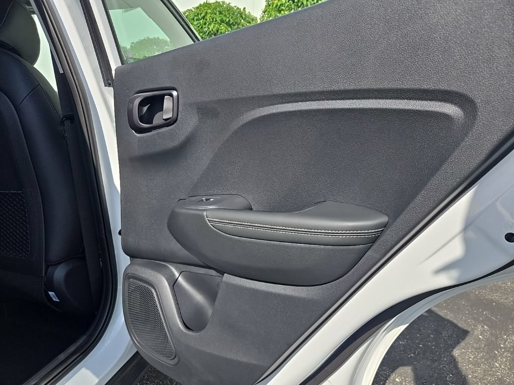 New 2026 Hyundai Venue SEL FWD image 25