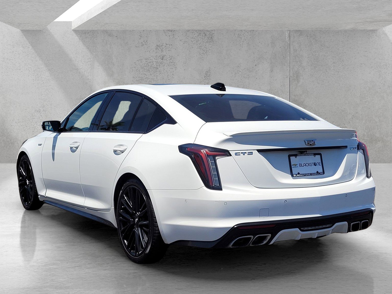 Used 2020 Cadillac CT5 V w/ Platinum Package RWD image 6