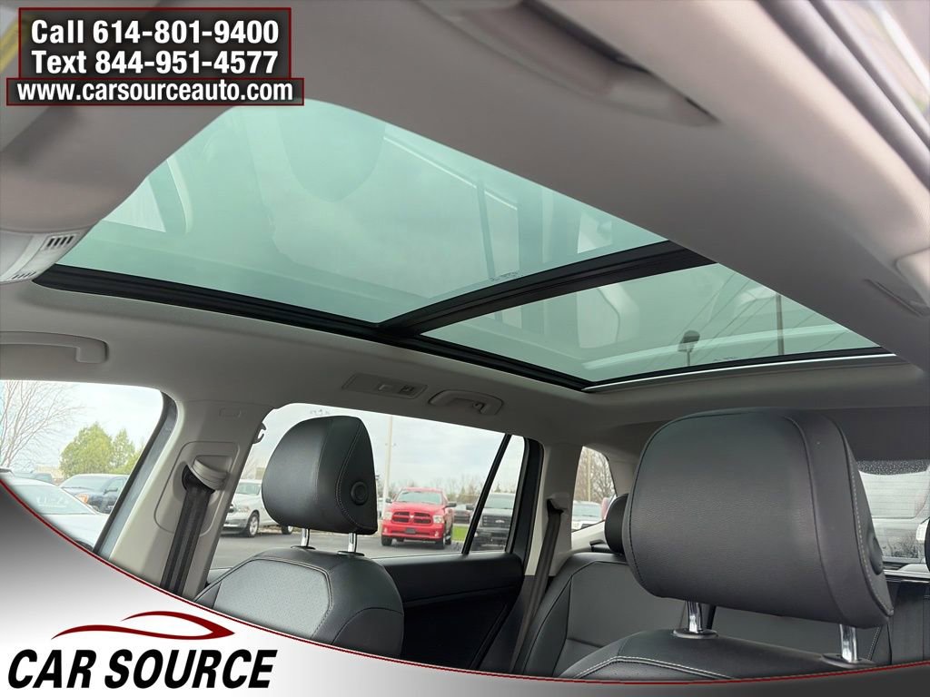 Used 2019 Volkswagen Tiguan SE w/ Panoramic Sunroof Package image 23