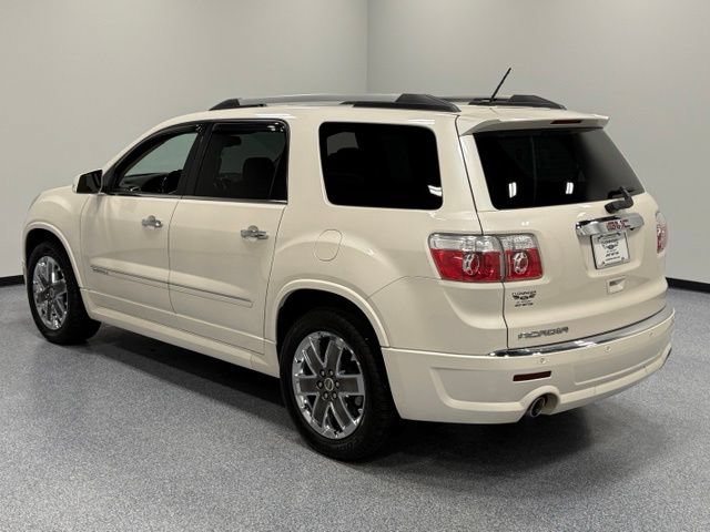 Used 2011 GMC Acadia Denali FWD image 9