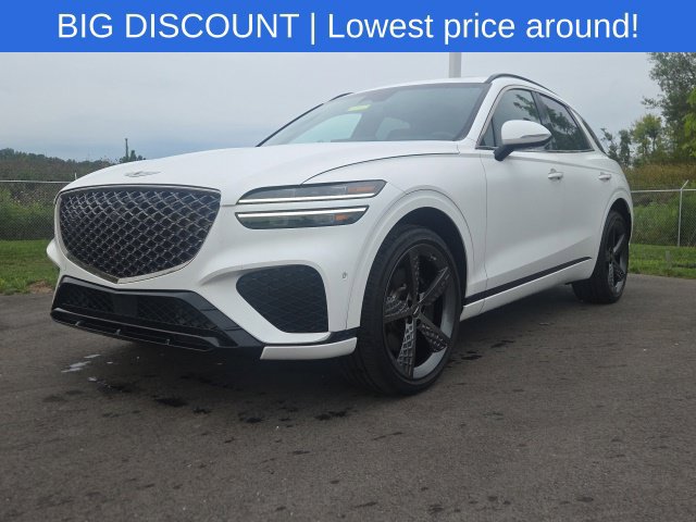 Used 2022 Genesis GV70 3.5T Sport w/ Sport Prestige Package AWD/4WD image 2