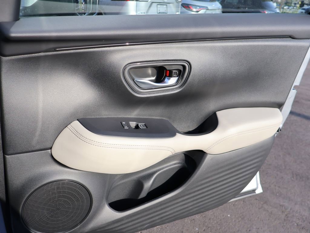 Certified 2026 Honda HR-V EX-L image 11