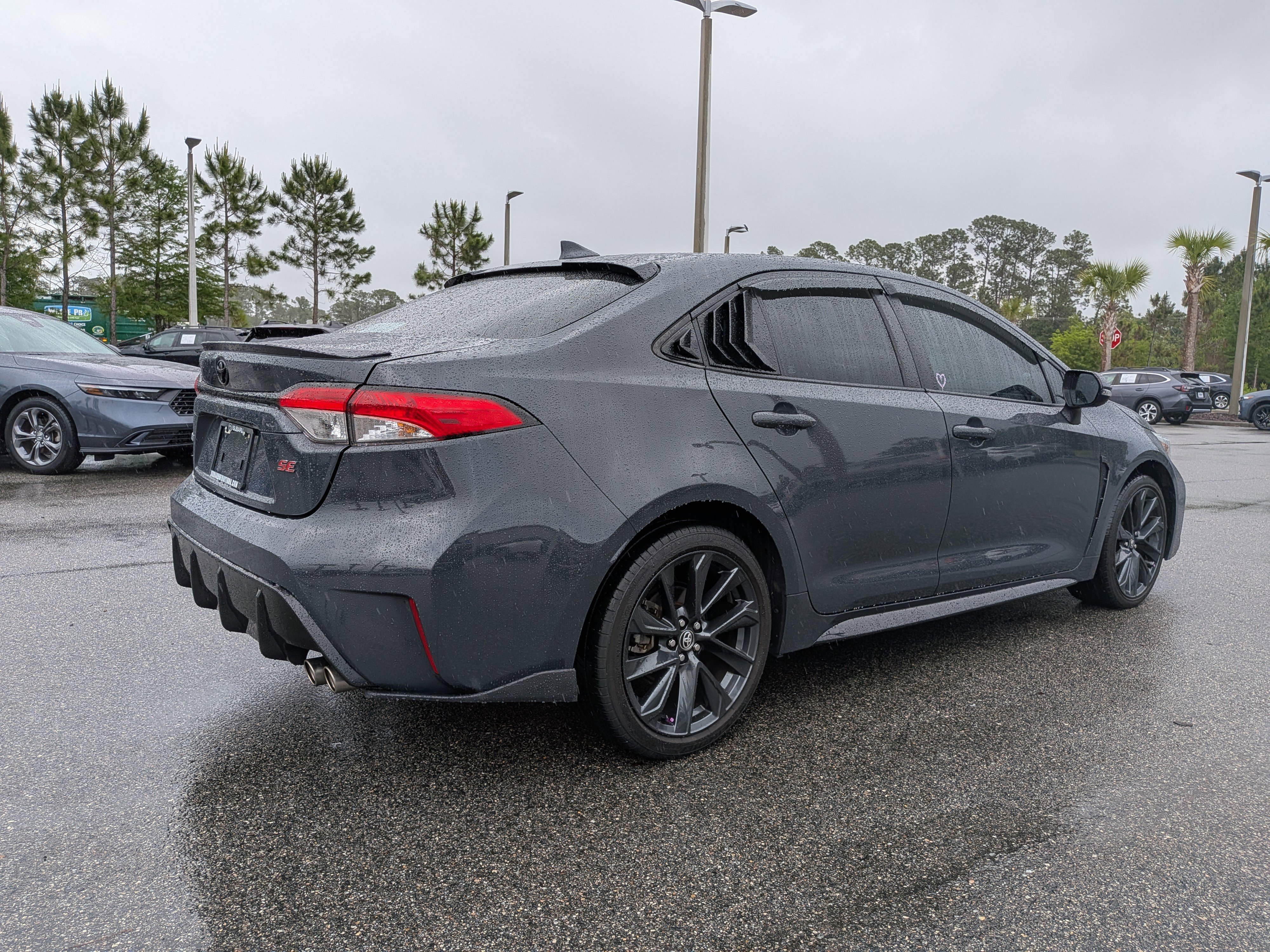 Used 2024 Toyota Corolla SE FWD image 4