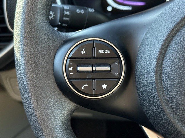 Certified 2025 Kia Soul LX w/ LX Technology Package image 24