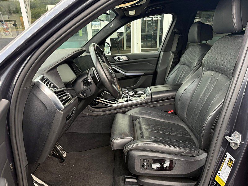 Used 2019 BMW X7 xDrive40i w/ Premium Package AWD/4WD image 14