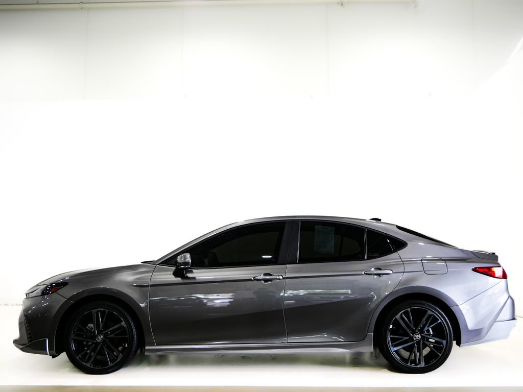 Used 2026 Toyota Camry XSE AWD/4WD image 6