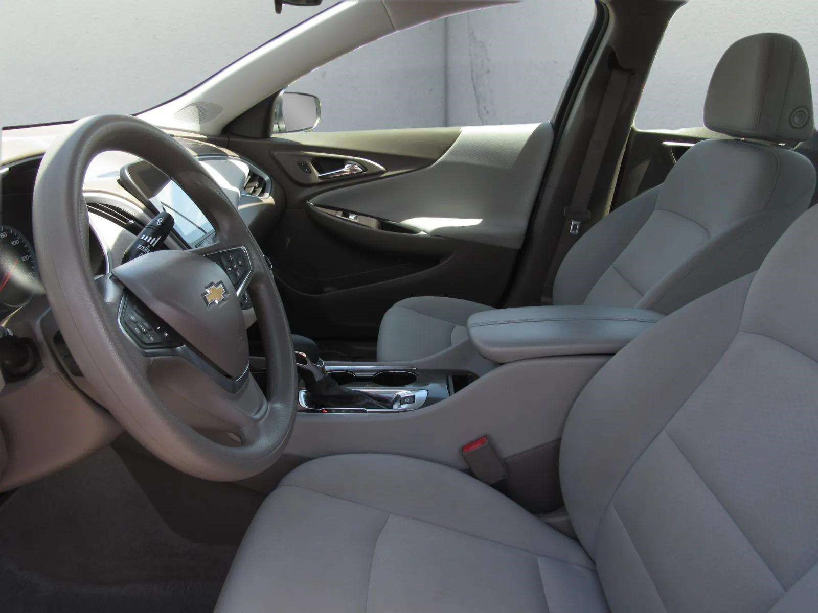 Used 2024 Chevrolet Malibu LT FWD image 13