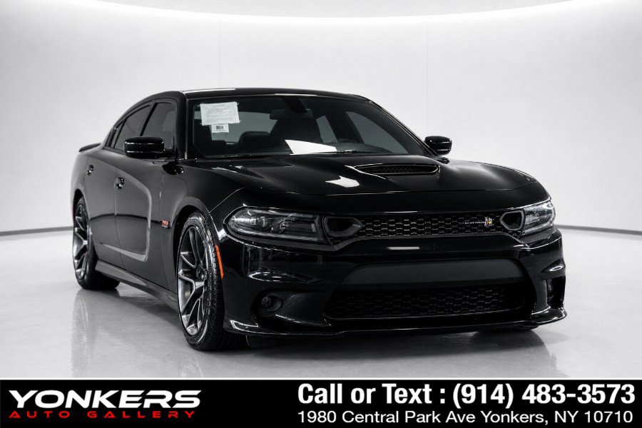 Used 2023 Dodge Charger Scat Pack w/ Plus Group RWD image 4