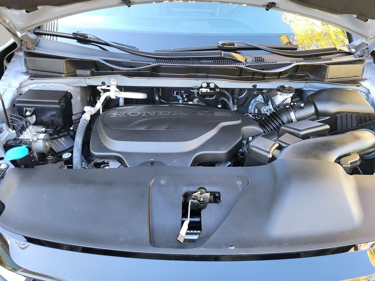 Used 2024 Honda Odyssey Sport image 13