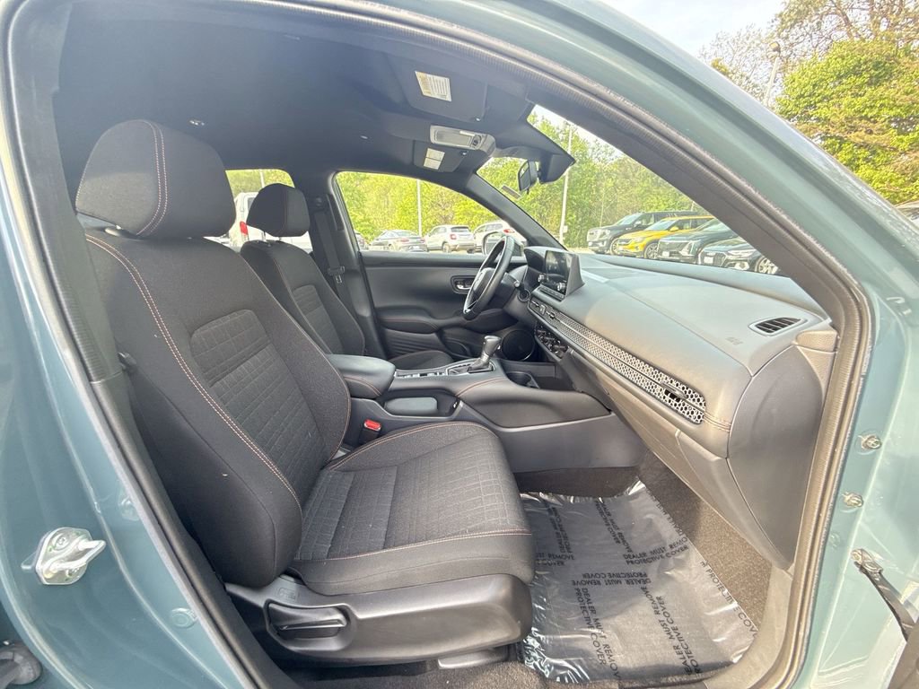 Used 2023 Honda HR-V Sport image 27