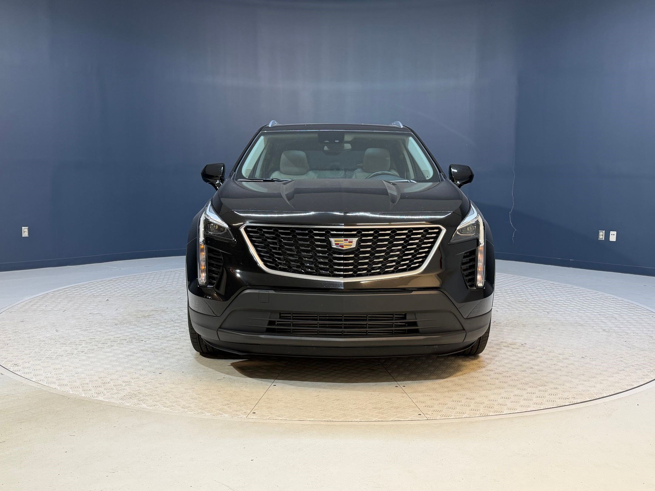 Used 2023 Cadillac XT4 Luxury FWD image 6