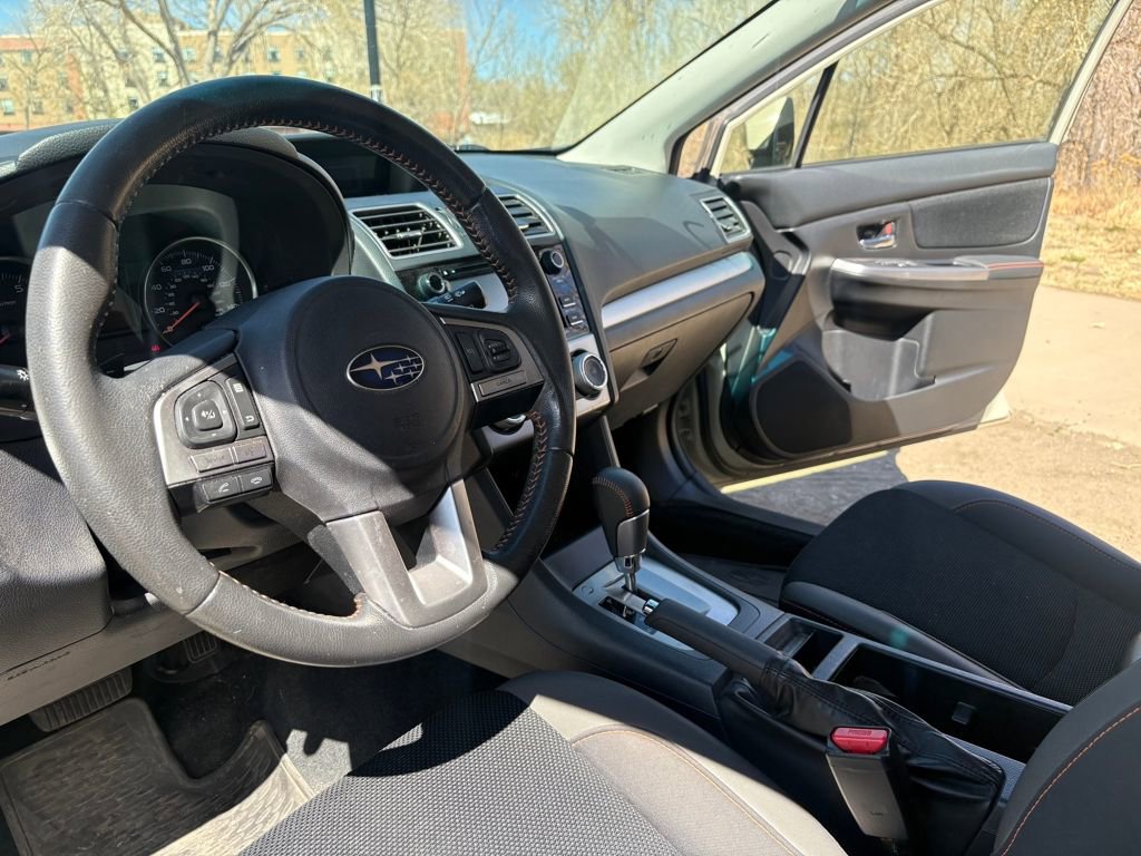 Used 2016 Subaru Crosstrek 2.0i Premium image 12