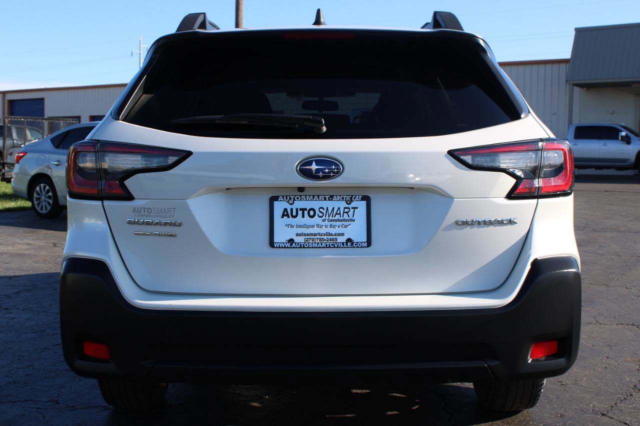 Used 2024 Subaru Outback Premium AWD/4WD image 5