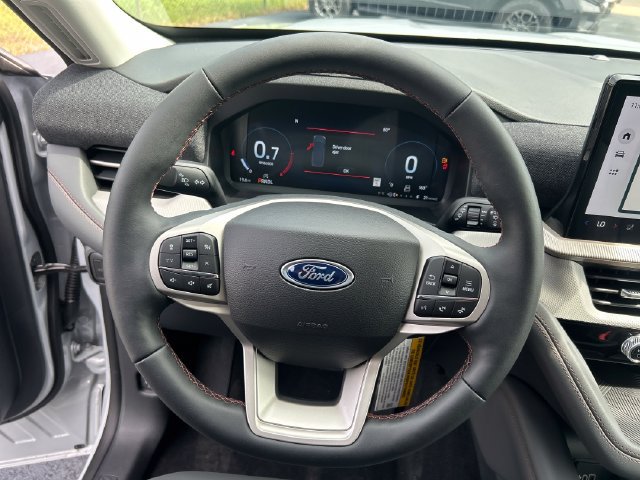 New 2026 Ford Explorer Active w/ Active Comfort Package RWD image 14