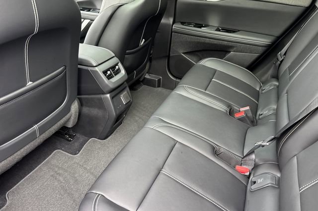 New 2026 Cadillac Optiq Luxury 1 image 12