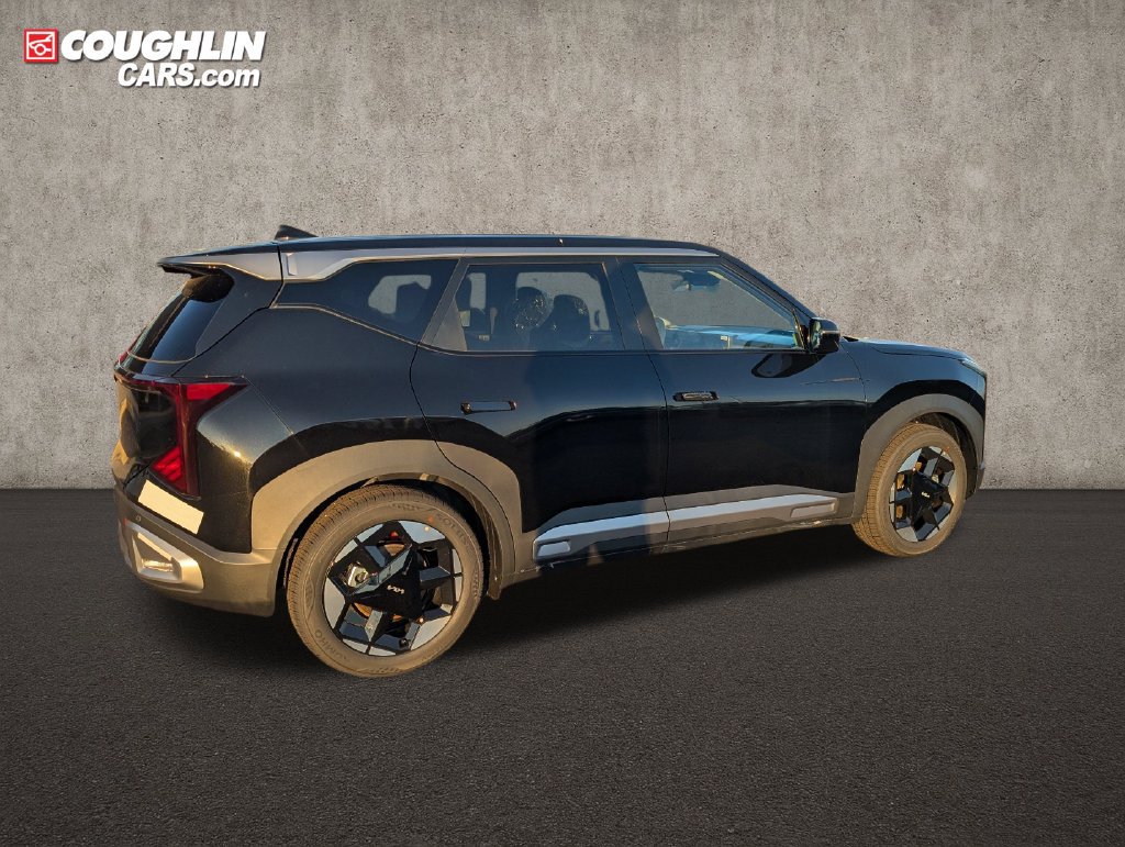 New 2027 Kia Seltos S FWD image 12