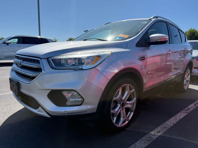 Used 2019 Ford Escape Titanium AWD/4WD image 2