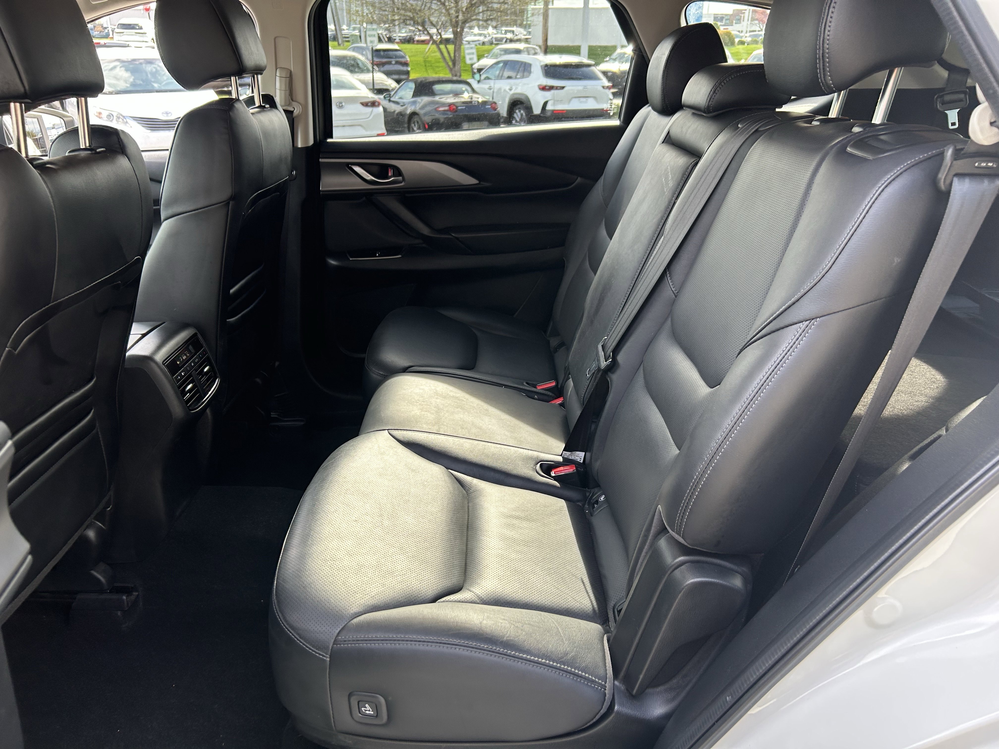 Certified 2022 MAZDA CX-9 Touring image 24