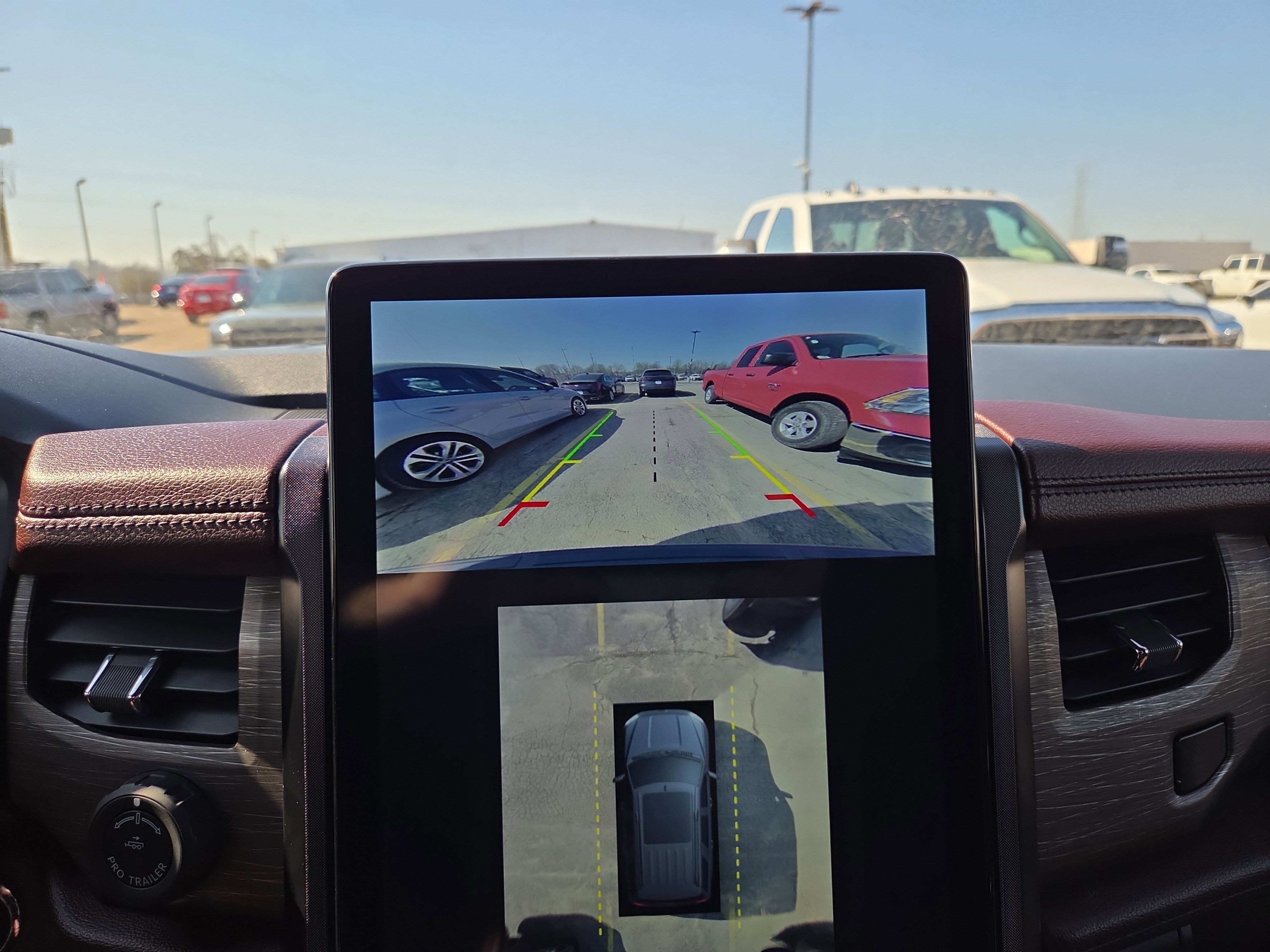 Used 2023 Ford Expedition Limited image 16