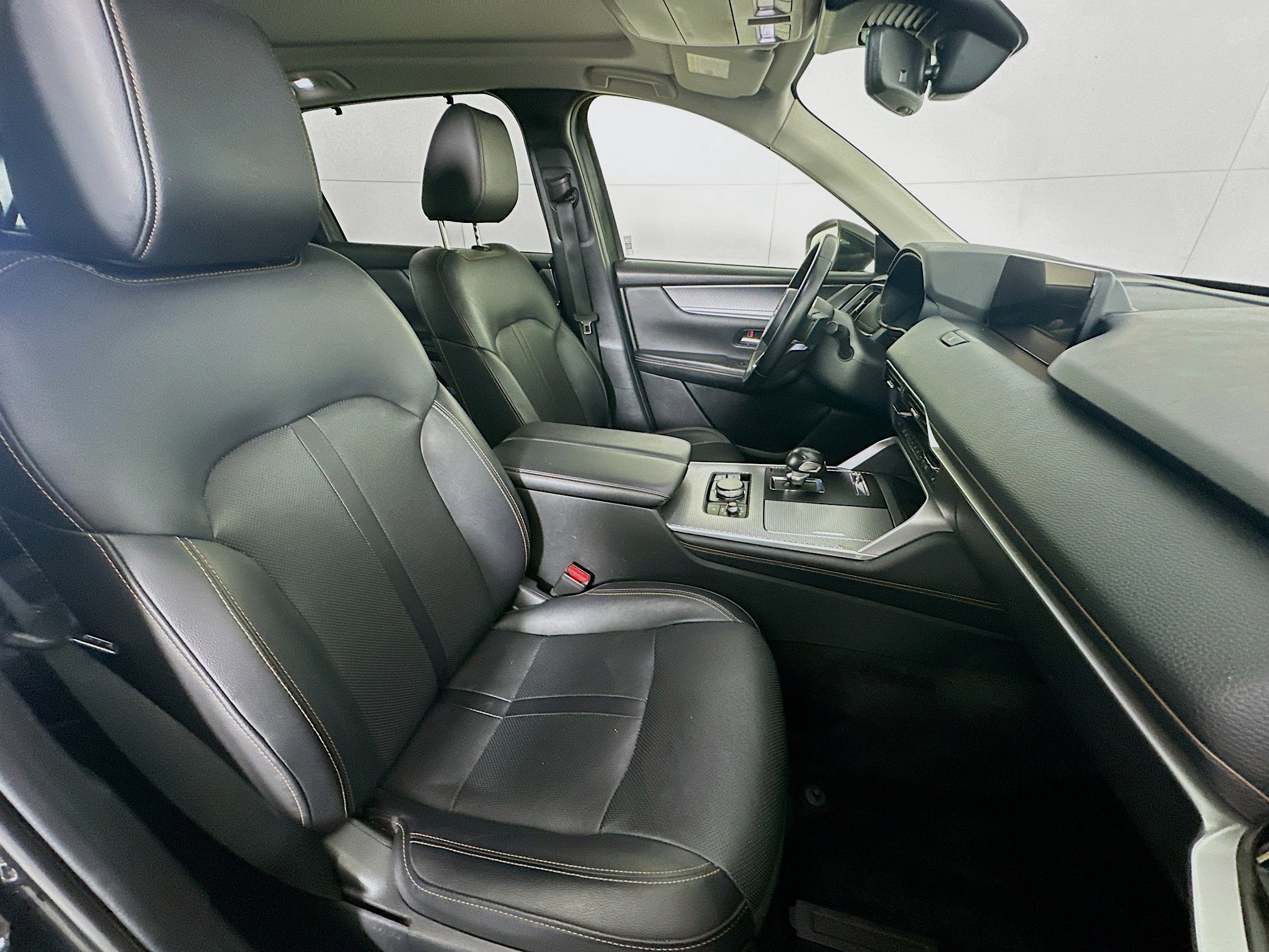 Used 2024 MAZDA CX-90 3.3 Turbo w/ Premium Package image 34