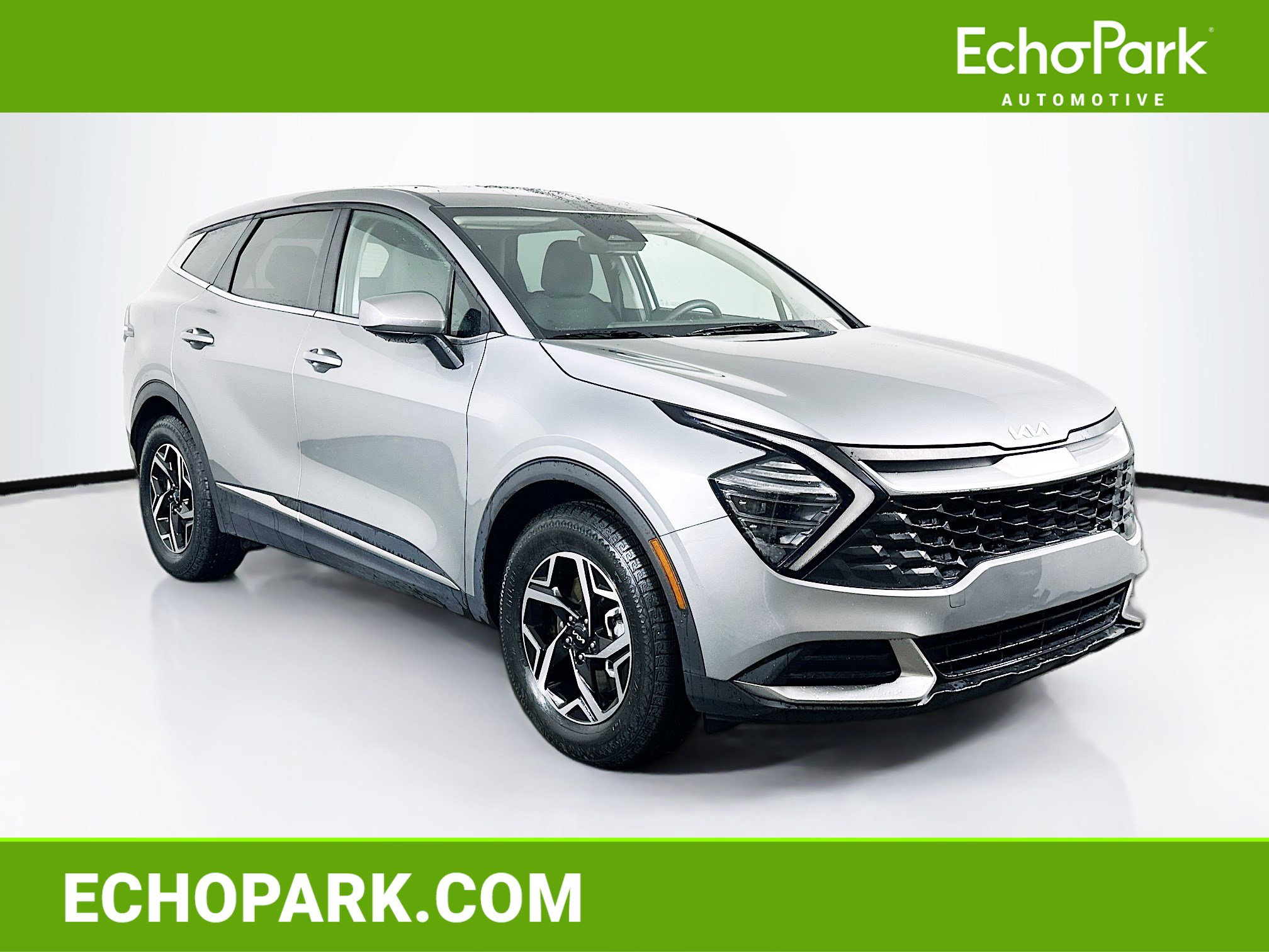 Used 2024 Kia Sportage LX image 1