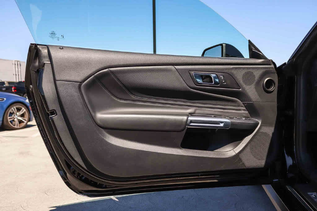 Used 2024 Ford Mustang GT Premium RWD image 28