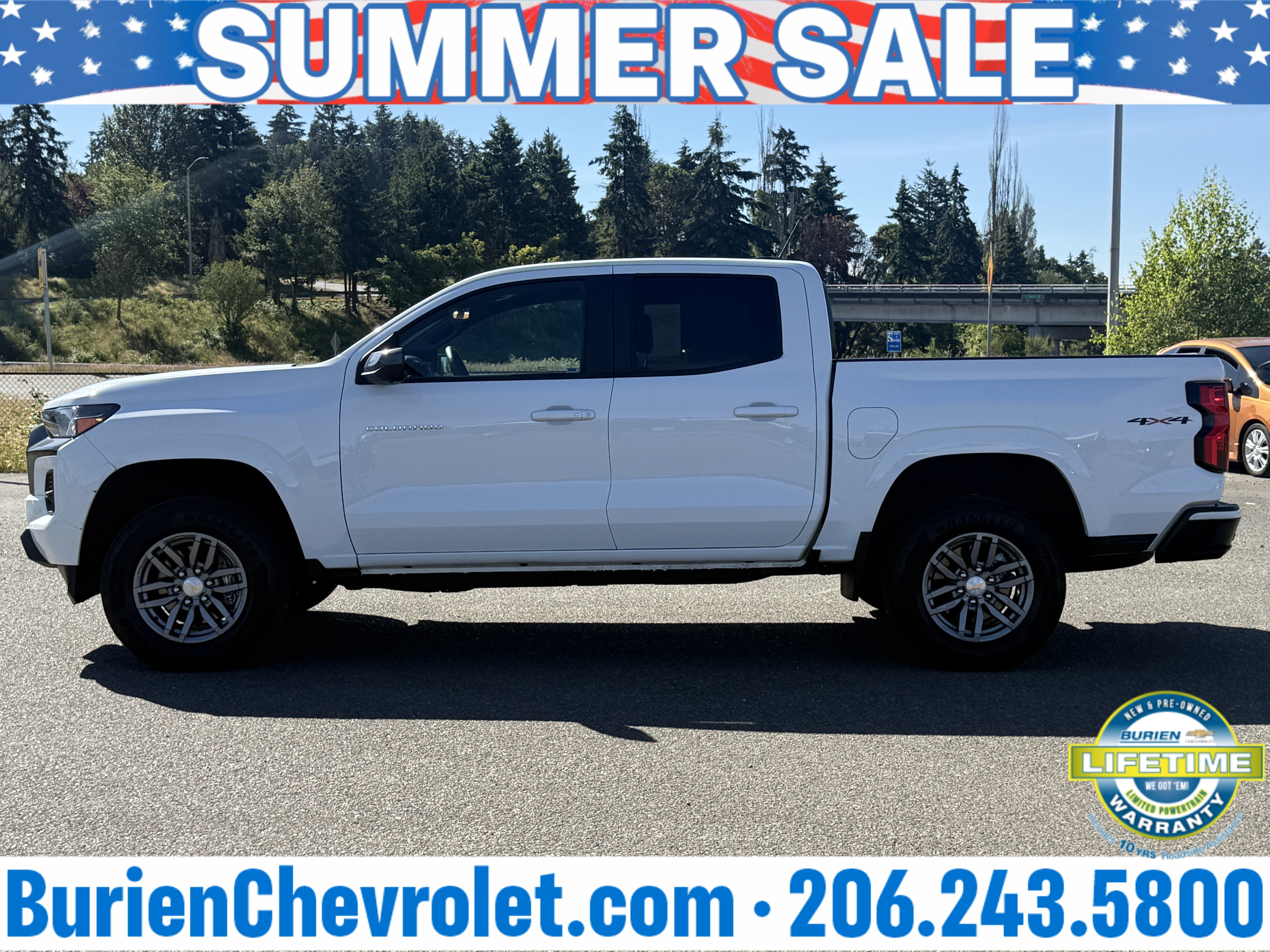 Used 2024 Chevrolet Colorado LT w/ LT Convenience Package II AWD/4WD image 2