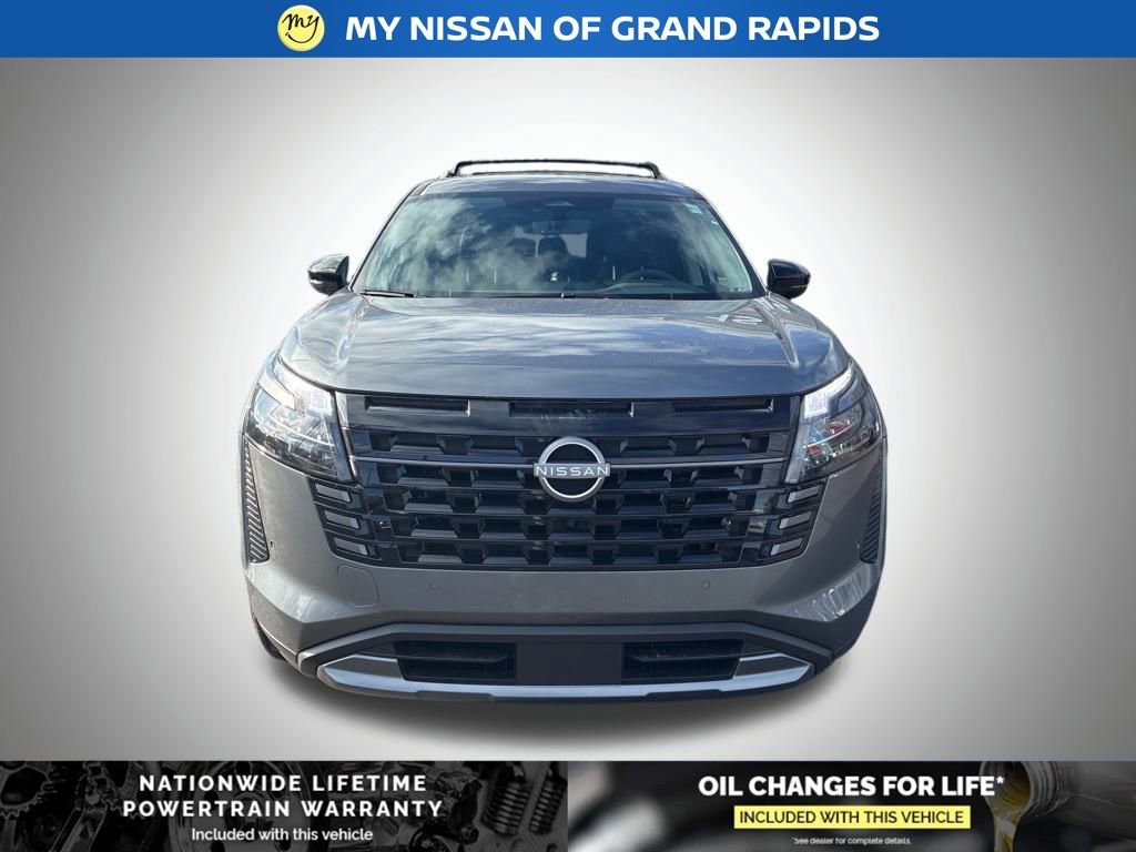 New 2026 Nissan Pathfinder SL image 8