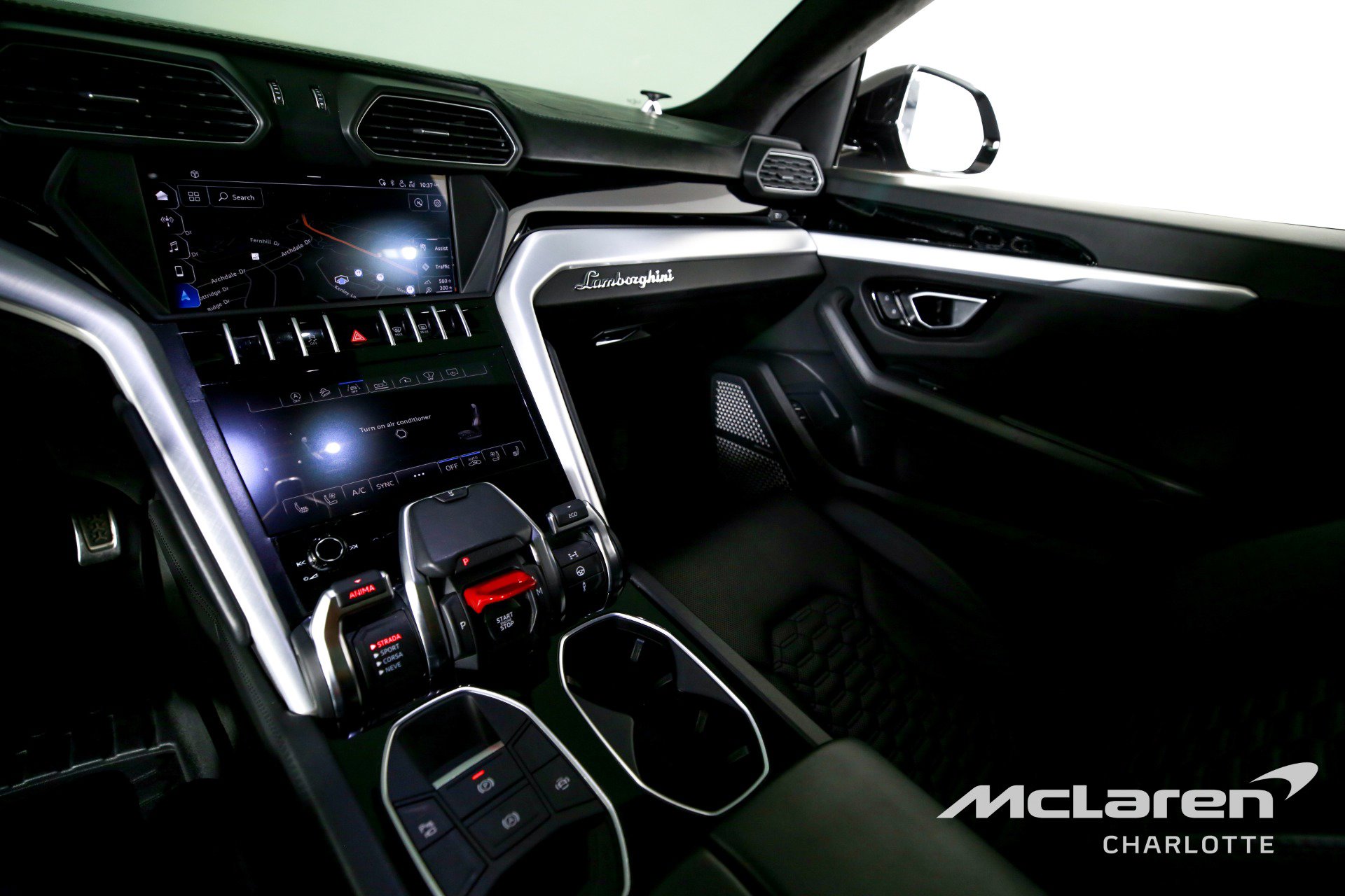 Used 2019 Lamborghini Urus image 15