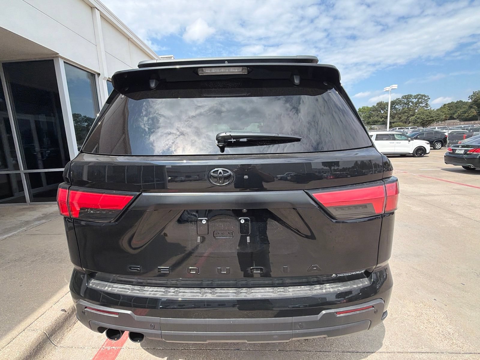 Used 2026 Toyota Sequoia TRD Pro AWD/4WD image 28