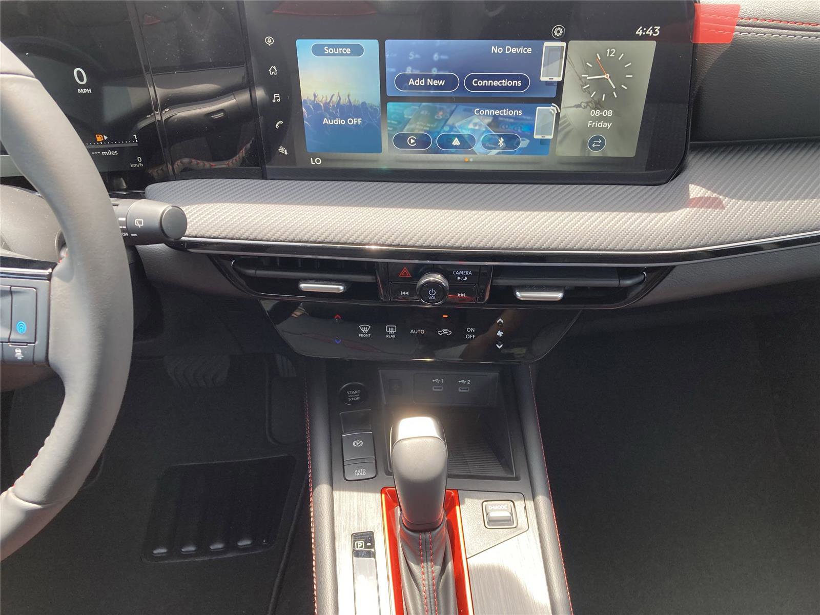 New 2025 Nissan Kicks SR image 14