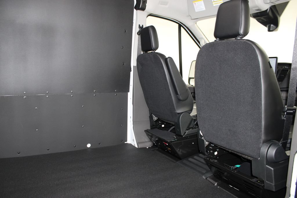 New 2026 Ford Transit 250 148 Medium Roof w/ Load Area Protection Package RWD image 20