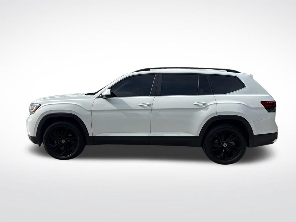 Used 2023 Volkswagen Atlas SE w/ Black Wheel Package FWD image 8