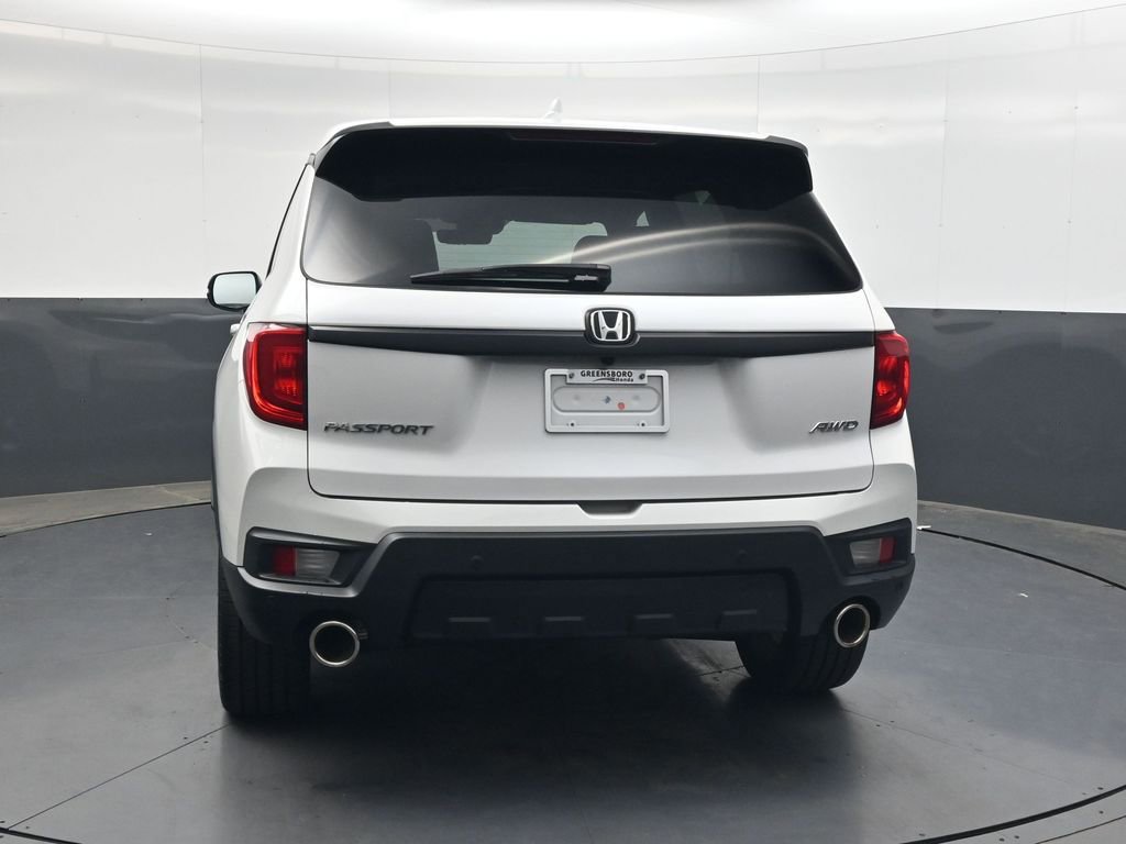 Used 2023 Honda Passport EX-L image 5