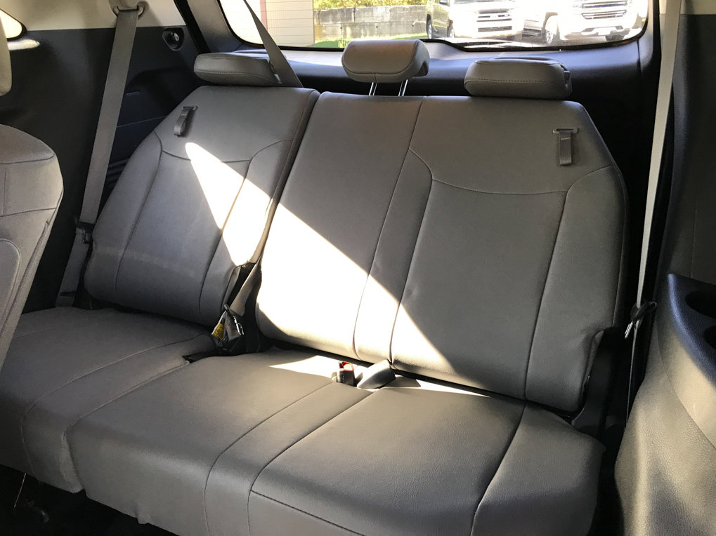 Used 2025 Toyota Sienna XLE image 28