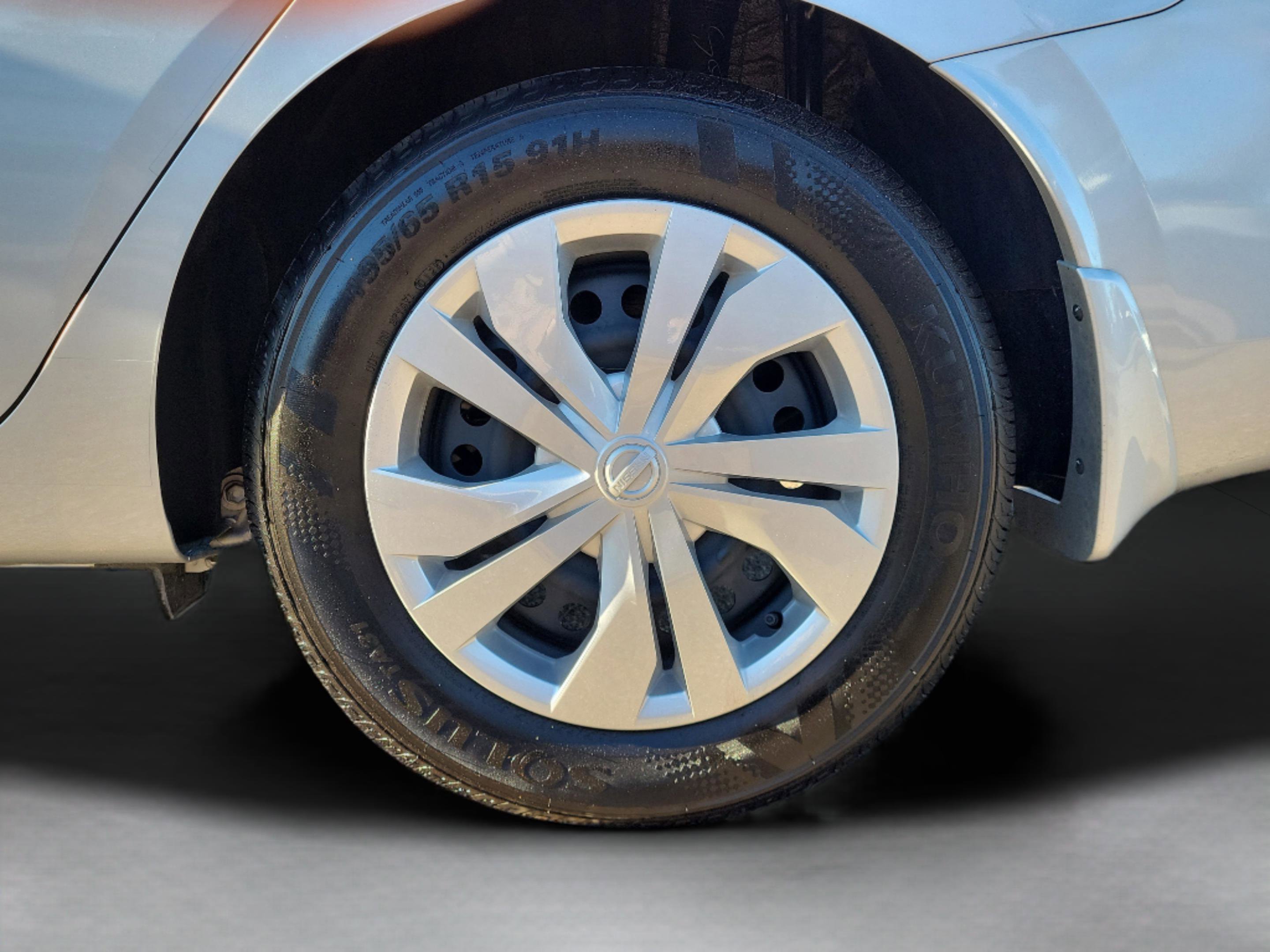 Certified 2025 Nissan Versa S image 7