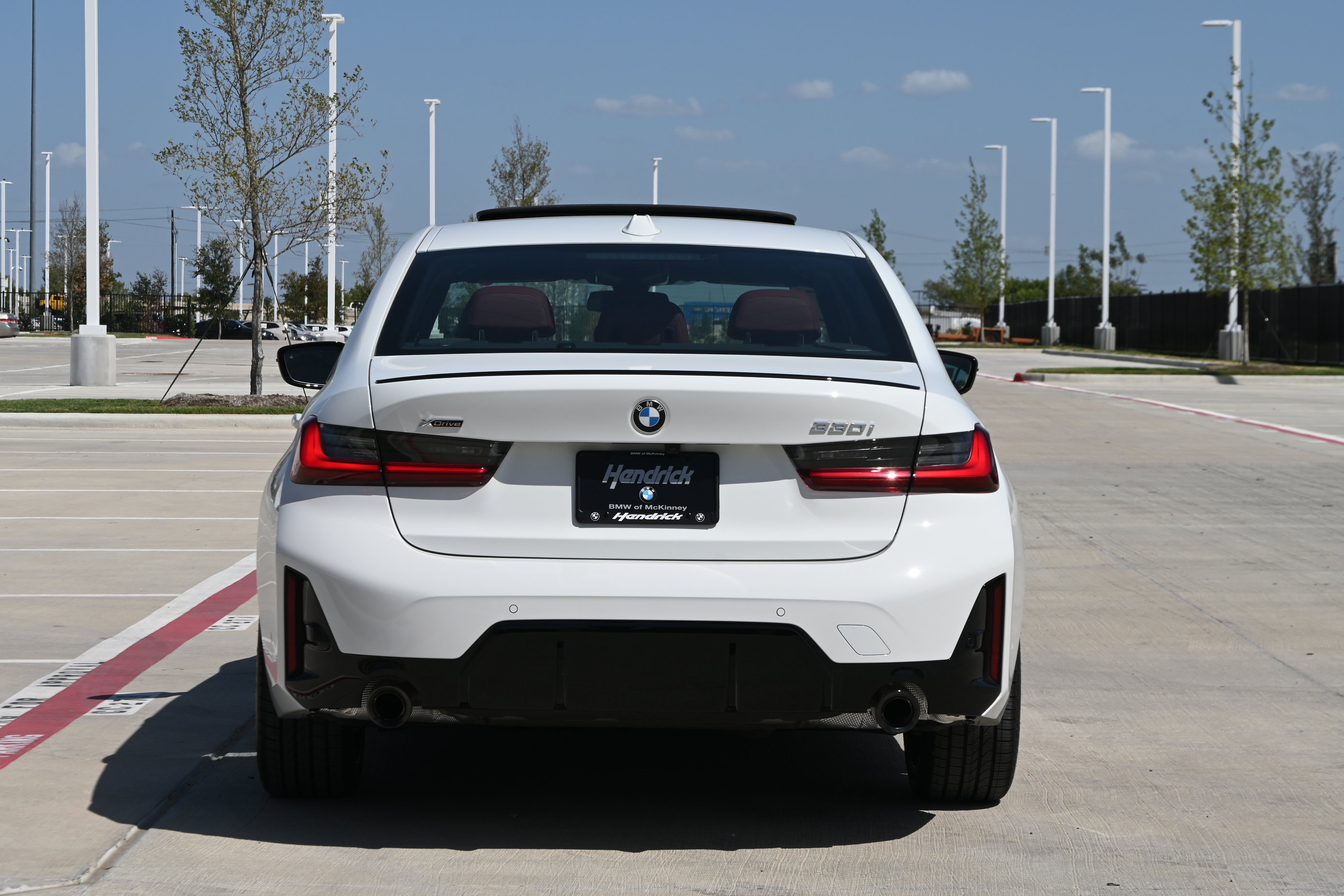 New 2026 BMW 330i xDrive Sedan w/ M Sport Package AWD/4WD image 7