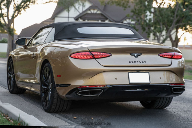 Used 2026 Bentley Continental GTC AWD/4WD image 17