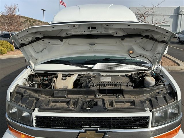 Used 2021 Chevrolet Express 2500 LS w/ Enhanced Convenience Package image 16